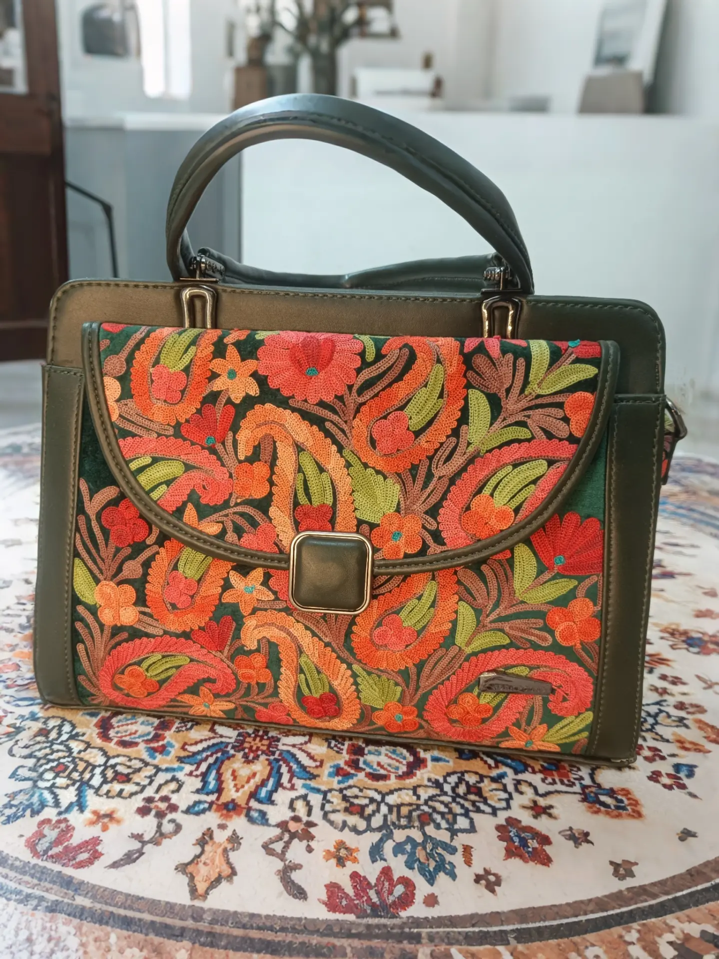 Artisanal Kashmiri Embroidered Multi-Compartment Handbag with Adjustable Sling